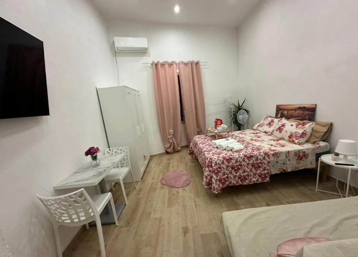 ナポリ Angolo Paradiso Bed & Breakfast